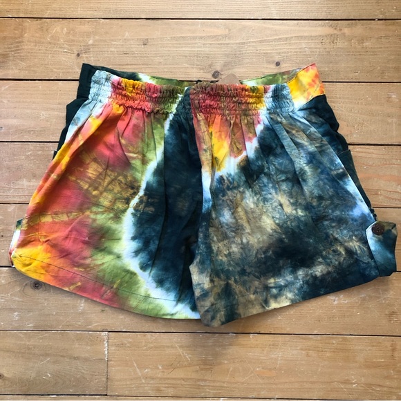 Cotton Shorts - Picture 2 of 3